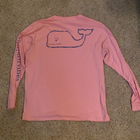 Large Vineyard vines dark pink long sleeve - Picture 2 of 3